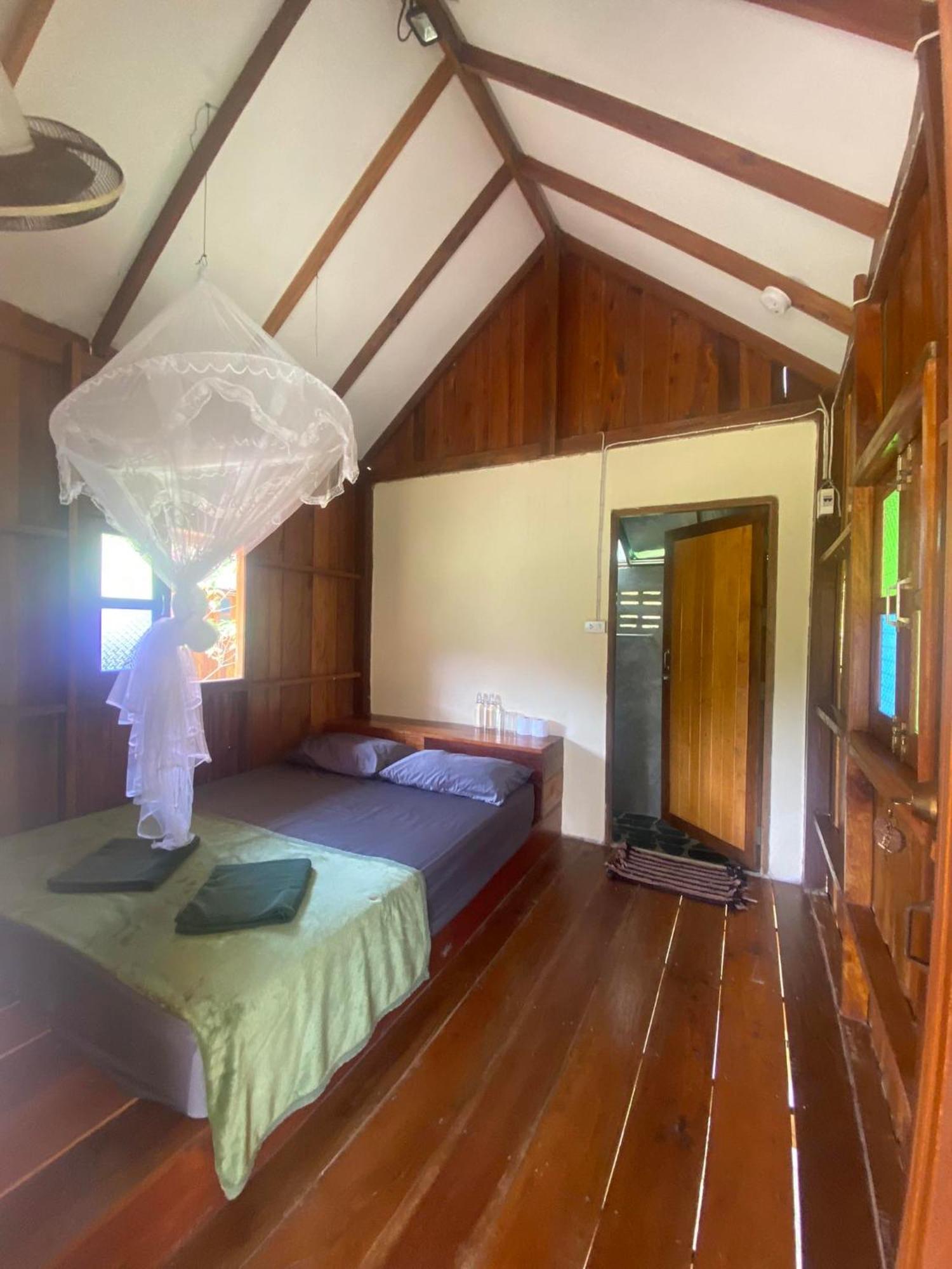 Seree Bungalows & Chill Bar Koh Chang Bagian luar foto